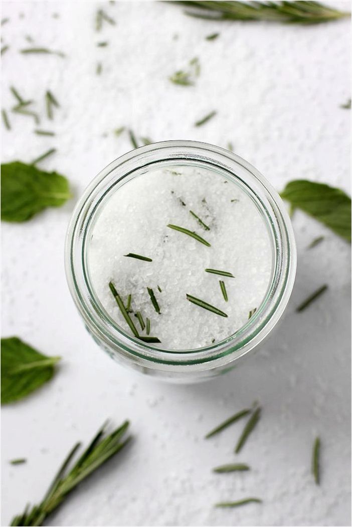 20 DIY подарков для детского душа