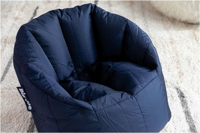 10 лучших стульев Bean Bag 2023 года, протестированных и рассмотренных