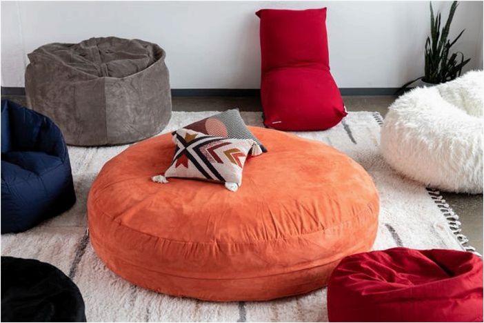 10 лучших стульев Bean Bag 2023 года, протестированных и рассмотренных